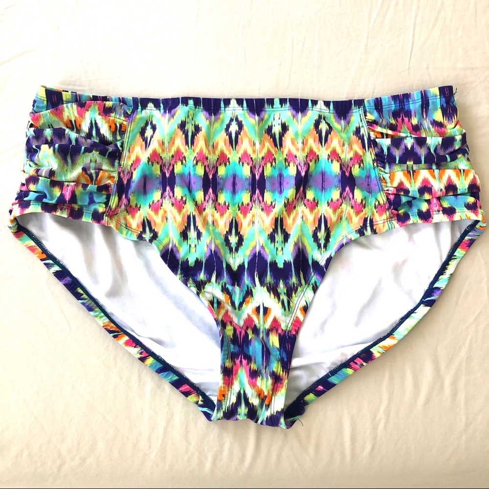 NWOT VM ikat swimming separates bottom 20W